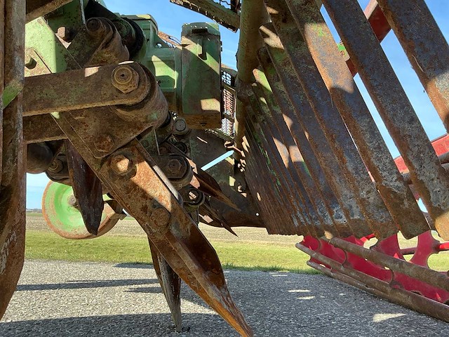 Celli krukas spitmachine - afbeelding 18 van  25