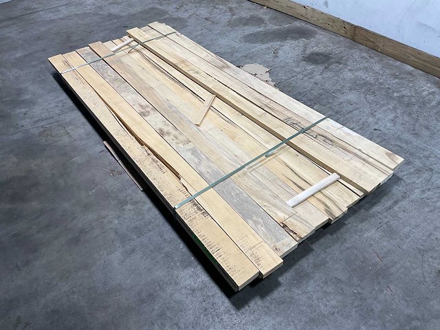 Celtis hardhouten plank - 250x10,5x3 cm (15x) - afbeelding 1 van  7