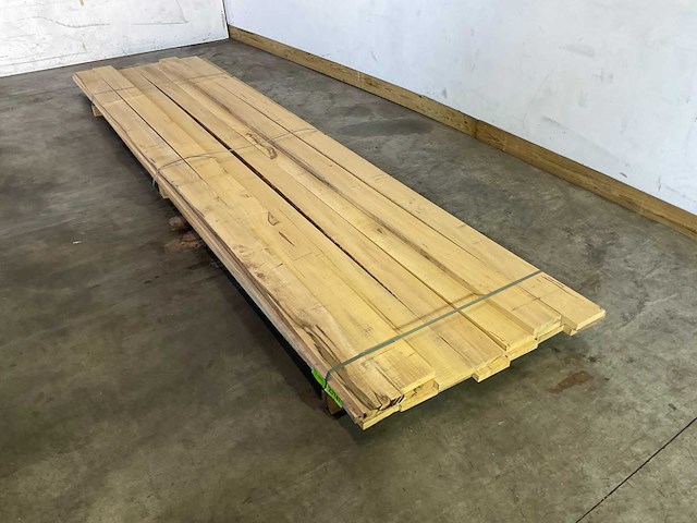 Celtis hardhouten plank - 430x15,5x3 cm (18x) - afbeelding 1 van  3