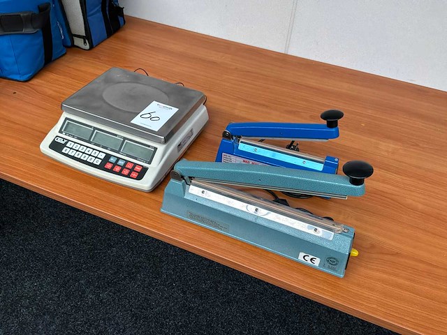 Cely weegschaal en sealmachine (3x) - afbeelding 1 van  3