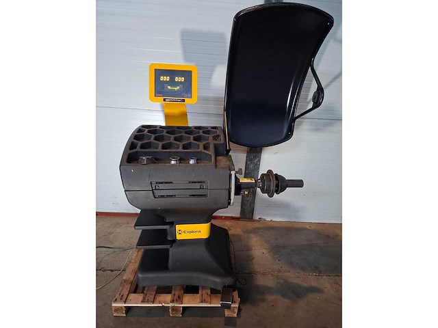 Cemb - 2017 - er 80 - banden balanceerapparaat - afbeelding 2 van  8