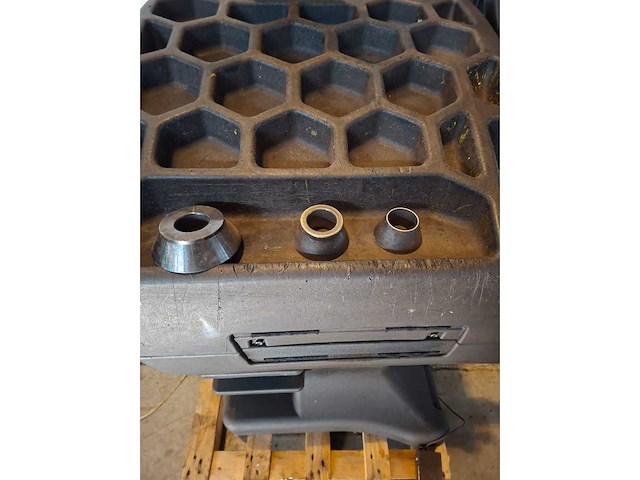 Cemb - 2017 - er 80 - banden balanceerapparaat - afbeelding 3 van  8