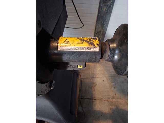 Cemb - 2017 - er 80 - banden balanceerapparaat - afbeelding 5 van  8