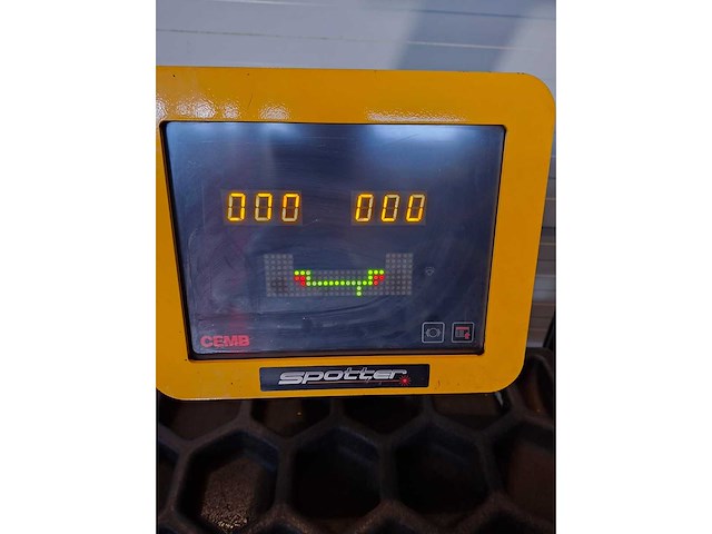 Cemb - 2017 - er 80 - banden balanceerapparaat - afbeelding 6 van  8