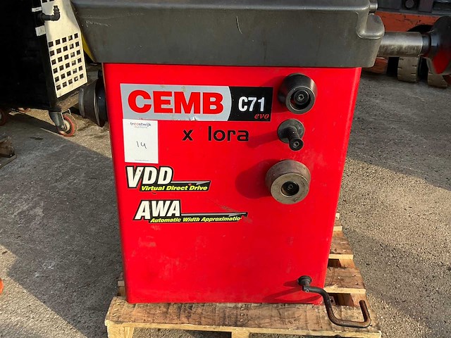 Cemb c71/2 evo banden balanceerapparaat - afbeelding 6 van  6