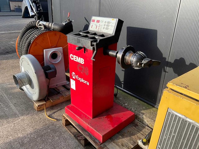 Cemb explora c28 banden balanceerapparaat - afbeelding 1 van  5