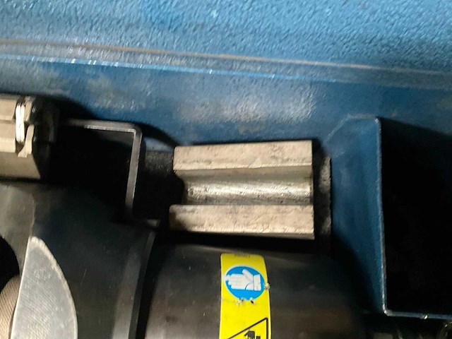 Cembre hydraulische knip en crush tangen - afbeelding 3 van  13
