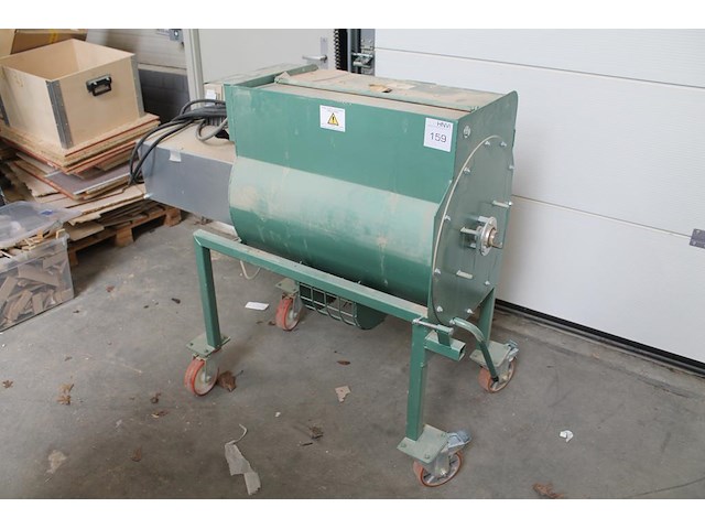 Cement- / mortel-mixer saris. - afbeelding 1 van  3