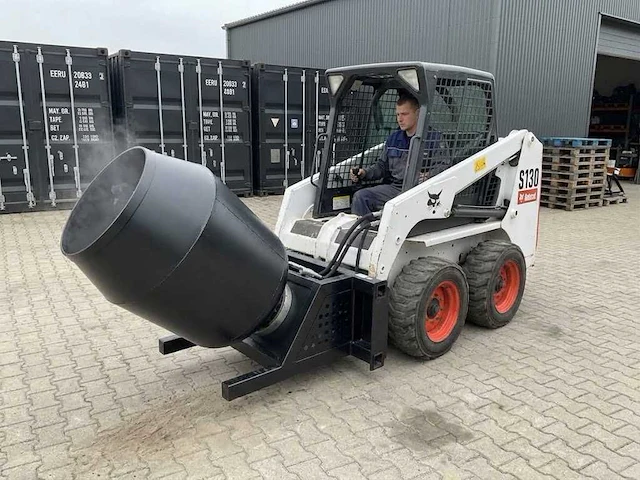 Cementmixer, hydraulisch - afbeelding 1 van  10