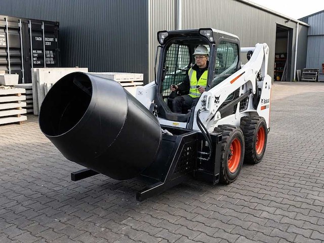 Cementmixer - afbeelding 1 van  10