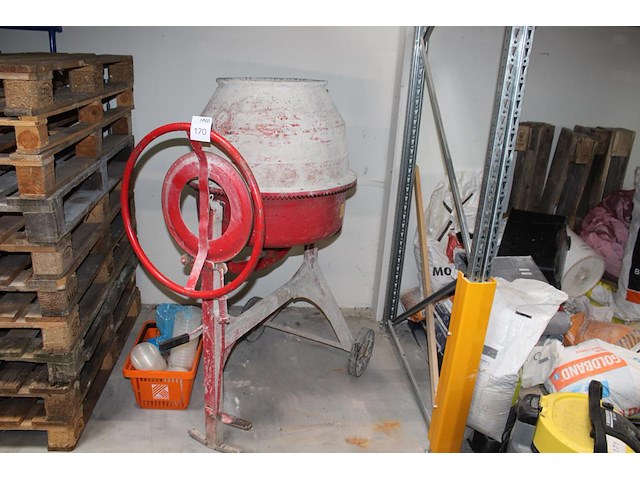 Cementmolen, werking onbekend. - afbeelding 1 van  2