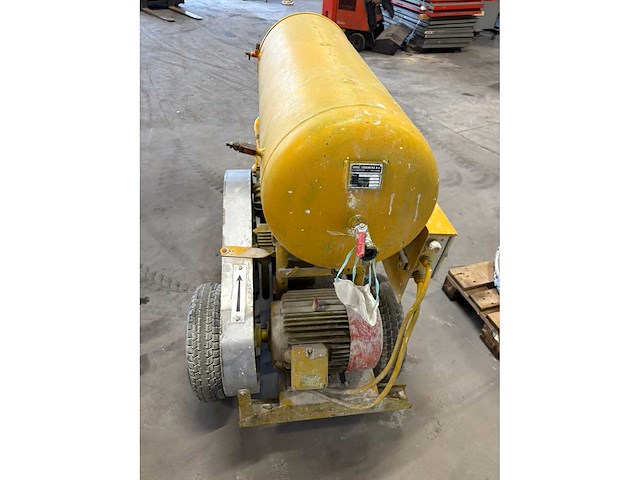 Cement/spak spuit - afbeelding 15 van  17