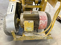 Cement/spak spuit - afbeelding 17 van  17