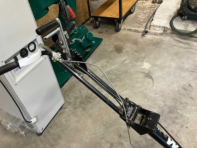 Cementvlinder - afbeelding 5 van  5