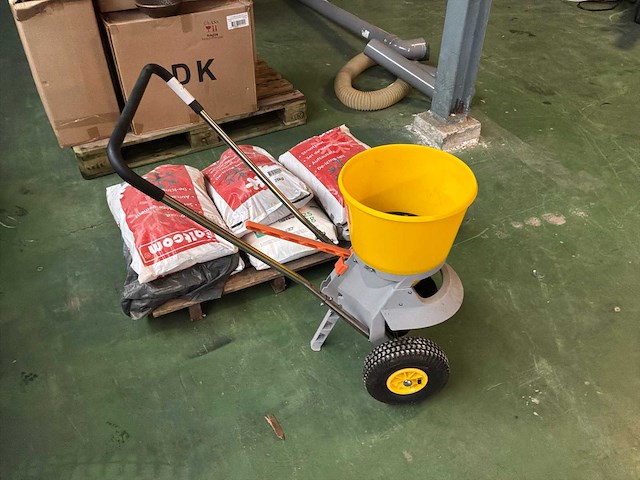 Cemo zoutstrooier - afbeelding 2 van  5