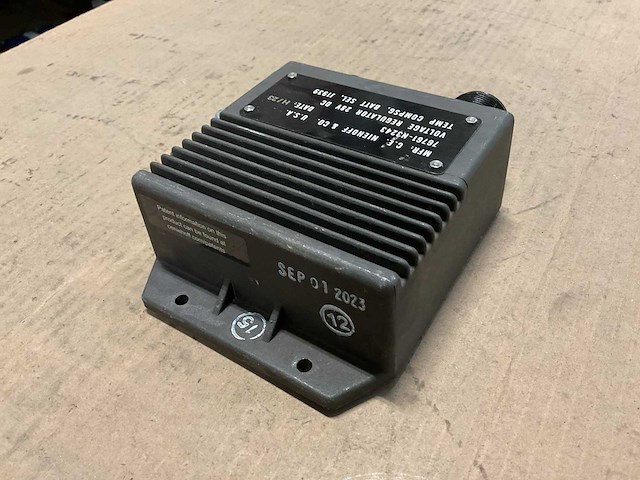 C.e.niehoff & co 76761-n3243 voltage regulator - afbeelding 2 van  5