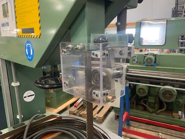 Centauro 700 cl lintzaagmachine - afbeelding 6 van  7