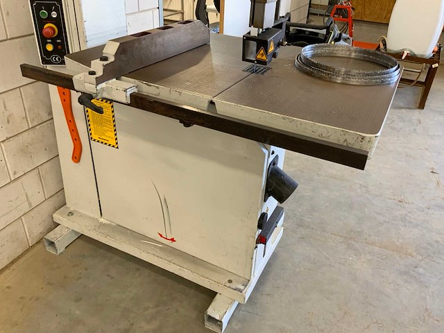 Centauro co 700 verticale lintzaagmachine - afbeelding 11 van  11