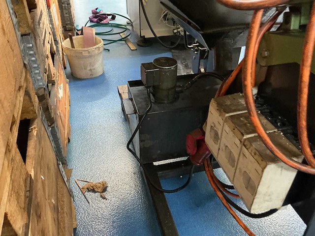 Centerloze slijpmachine - afbeelding 2 van  10