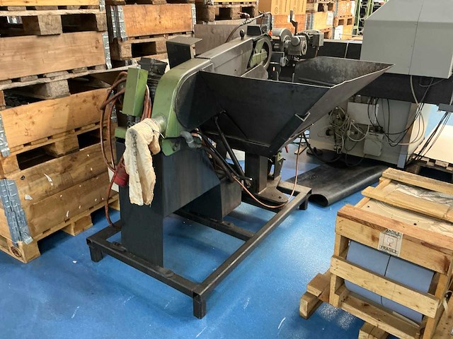 Centerloze slijpmachine - afbeelding 9 van  10