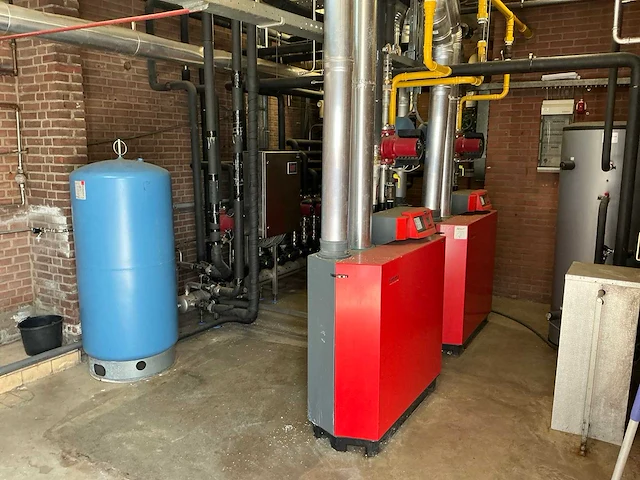 Central heating system - afbeelding 1 van  38