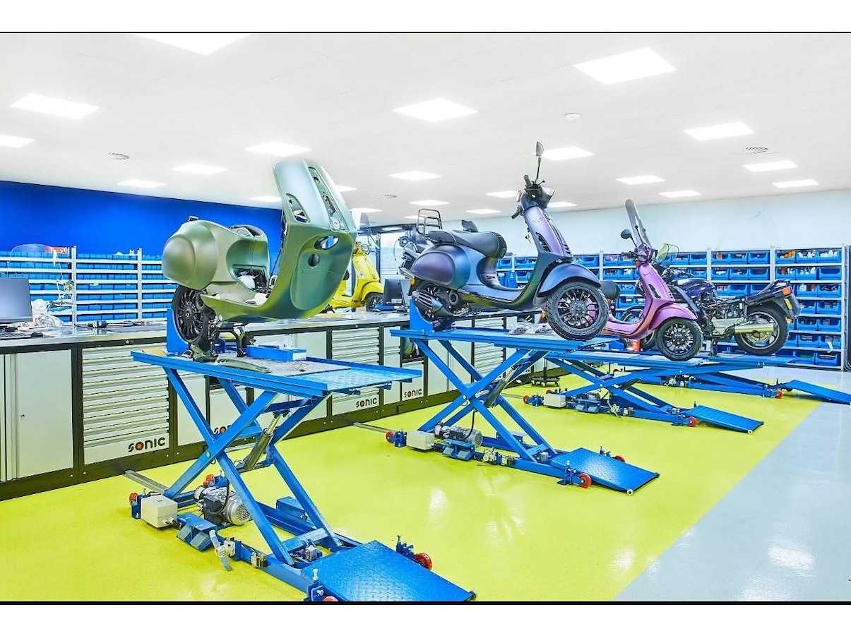 Central scooters oosterhout b.v. uit faillissement