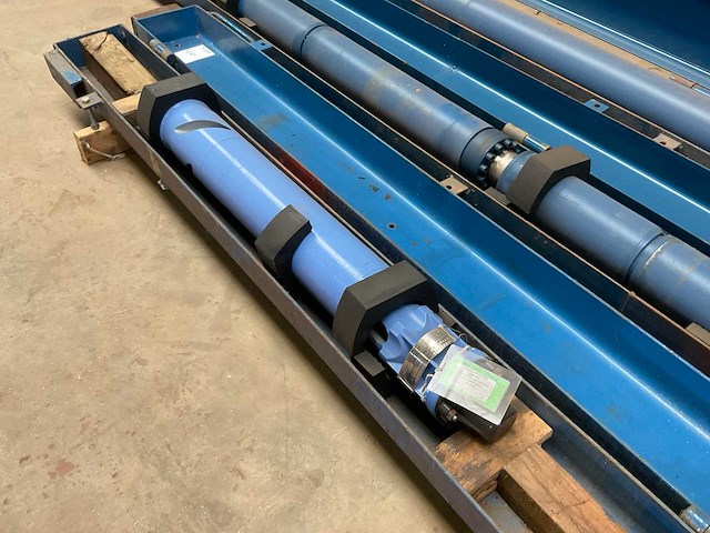 Centrilift 538 gas seperator - afbeelding 1 van  4