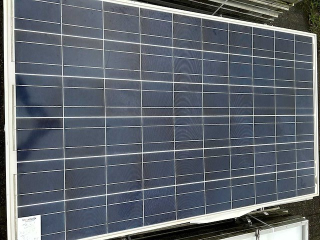 Centrosolar - zonnepanelen met steunen (10x) - afbeelding 6 van  11