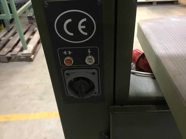 Centuaro sp600 lintzaagmachine - afbeelding 9 van  11
