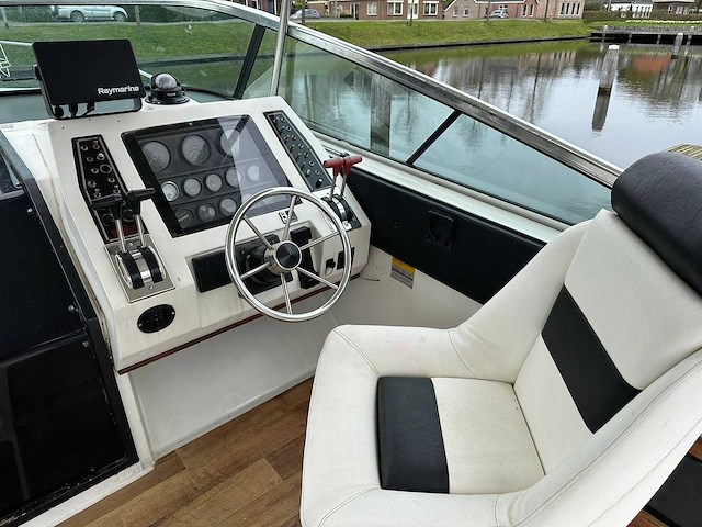 Centur grande xl 330 speedboot - afbeelding 18 van  19