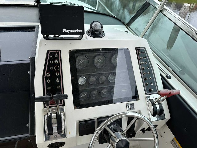 Centur grande xl 330 speedboot - afbeelding 23 van  25
