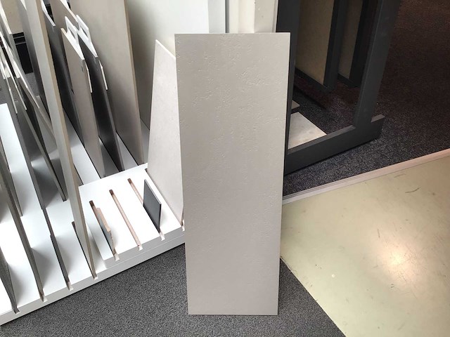 Ceracasa essence cinzao claro mat vloertegel 30x90 cm 4,71 m² - afbeelding 1 van  3
