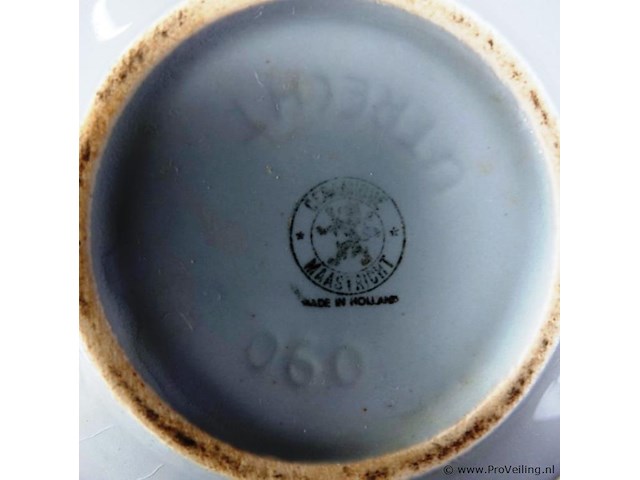 Ceramique maastricht theepot op schotel - afbeelding 5 van  5