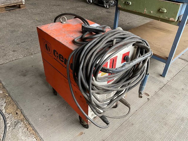Cerdi 400rc elektrode lasapparaat - afbeelding 1 van  2