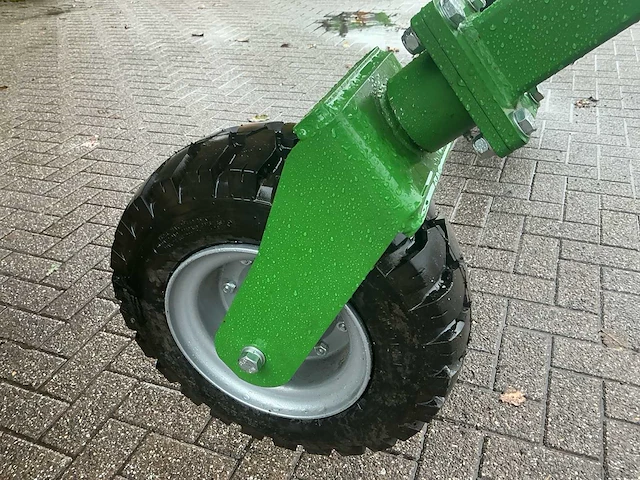 Ceres cvm-tvdk pro 250/60 veegmachine – 250 cm – pto – hydraulisch zwenkbaar – nieuw - afbeelding 12 van  15