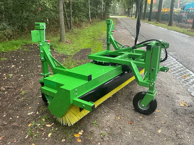 Ceres cvm-tvdk pro 250/60 veegmachine – 250 cm – pto – hydraulisch zwenkbaar – nieuw - afbeelding 14 van  15