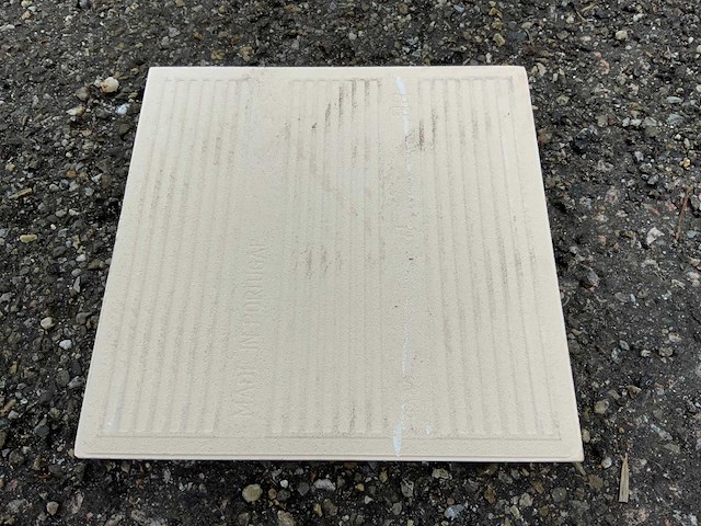Cerev ceramisch - 15x15cm - 7m2 - partij wandtegels - afbeelding 2 van  3