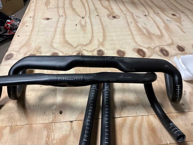 Cervelo ab09 carbon fietsonderdelen (4x) - afbeelding 2 van  7