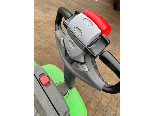 Cesab - 2018 - p216 - elektrische palletwagen - afbeelding 4 van  7