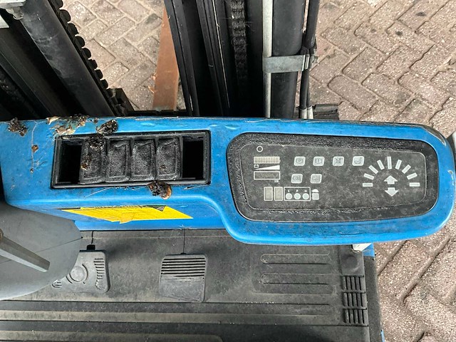 Cesab - forklift trucks - 2008 - afbeelding 3 van  10