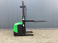 Cesab - o110w - electric pallet trucks - 2024 - afbeelding 8 van  10