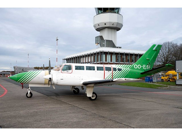 Cessna 404 titan courier ‘long endurance’ (survey) aircraft - afbeelding 1 van  66