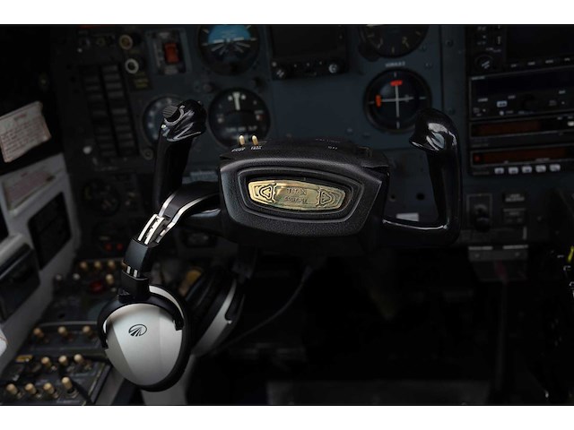 Cessna 404 titan courier ‘long endurance’ (survey) aircraft - afbeelding 36 van  66