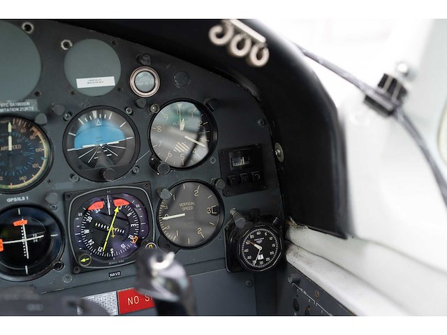 Cessna 404 titan courier ‘long endurance’ (survey) aircraft - afbeelding 41 van  66