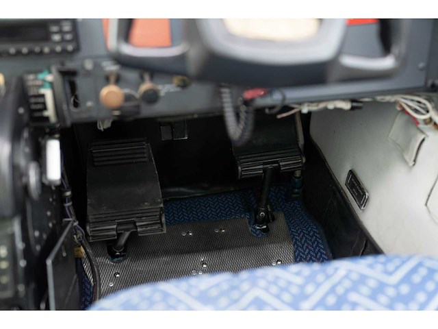 Cessna 404 titan courier ‘long endurance’ (survey) aircraft - afbeelding 46 van  66