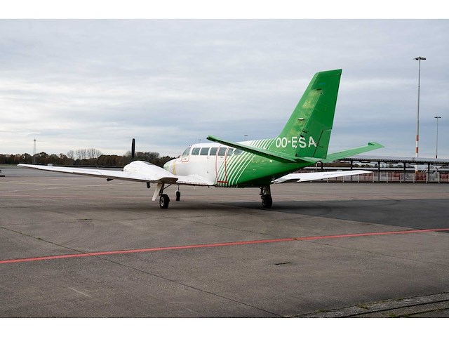 Cessna 404 titan courier ‘long endurance’ (survey) aircraft - afbeelding 45 van  66