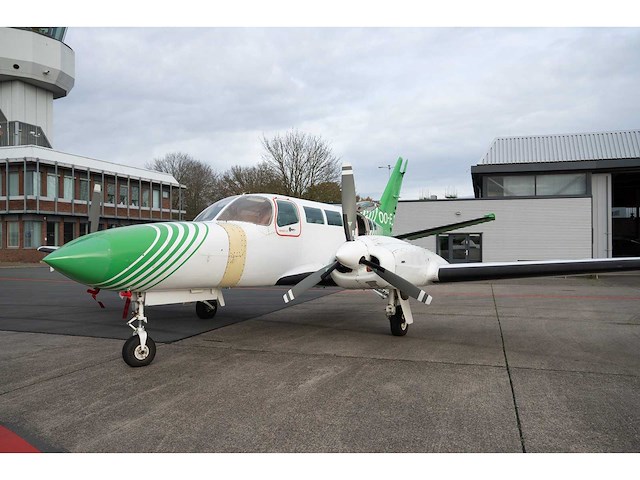 Cessna 404 titan courier ‘long endurance’ (survey) aircraft - afbeelding 66 van  66
