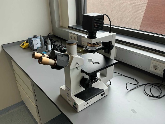 Ceti inverso tc omgekeerde biologische microscoop - afbeelding 1 van  13