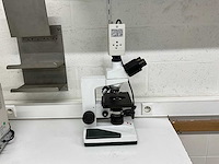 Ceti topic-t trinoculaire stereo microscoop met ikegami icd-47e camera en crt-monitor - afbeelding 6 van  9