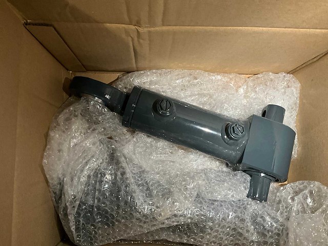 Cficy0015914 dubbelwerkende hydrauliek cilinder (2x) - afbeelding 1 van  2
